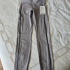 Lululemon Speed Up Tight 28" - Dove Grey with Metallic Thread - Size 6 NWT